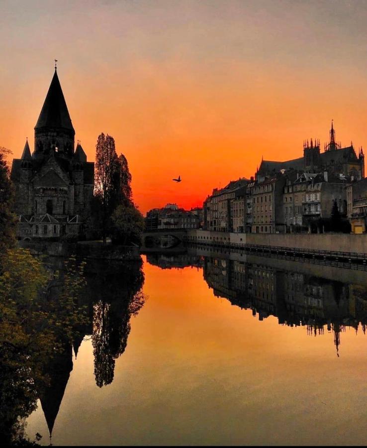 Ferienwohnung Au Fil De L'Eau Metz Exterior foto